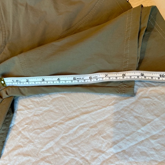 Kuhl NWT Men Size 34 Green Renegade 9 Inch Short Performance Outdoor Camp Hike - Picture 6 of 13